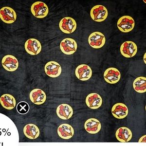 BUC-EE’S THROW Blanket